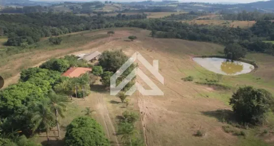 Fazenda/Sítio com 3 Quartos à venda, 300m² no , Corumbataí