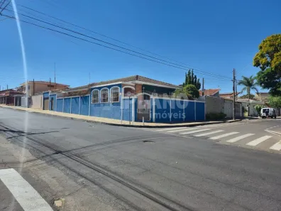 Casa com 4 Quartos à venda, 232m² no Vila Prado, São Carlos
