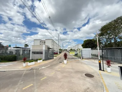 Apartamento com 2 Quartos para alugar, 38m² no Jardim Cláudia, Pinhais