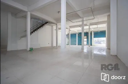 Prédio Comercial à venda, 484m² no Petrópolis, Porto Alegre