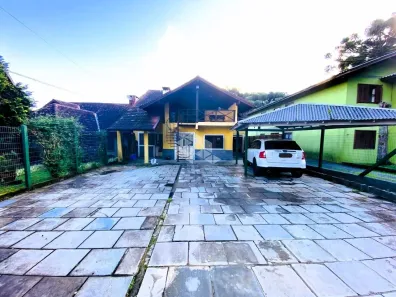 Casa com 3 Quartos à venda, 205m² no Palace Hotel, Canela