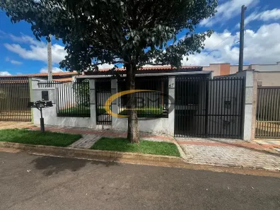 Casa com 5 Quartos à venda, 250m² no Jardim Planalto, Londrina