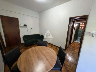 Apartamento com 2 Quartos à venda, 65m² no Copacabana, Rio de Janeiro