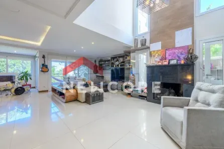 Casa com 3 Quartos à venda, 632m² no Vila Assunção, Porto Alegre
