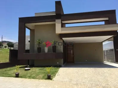 Casa de Condomínio com 3 Quartos à venda, 150m² no Bairro do Grama, Caçapava
