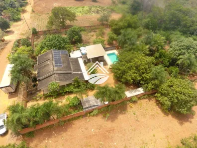 Casa de Condomínio com 3 Quartos à venda, 160m² no Área Rural de Palmas, Palmas