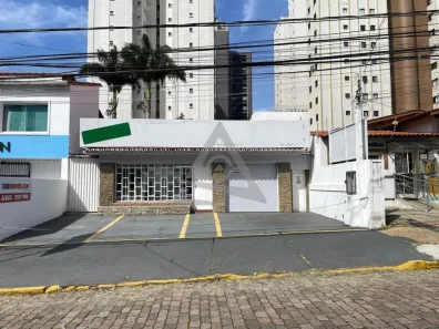 Imóvel Comercial com 4 Quartos para alugar, 189m² no Vila Itapura, Campinas