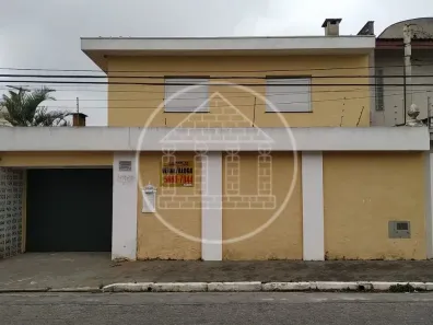 Sobrado com 4 Quartos à venda, 242m² no Jardim Ernestina, São Paulo