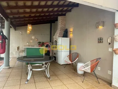 Casa com 4 Quartos à venda, 391m² no Fundinho, Uberlândia