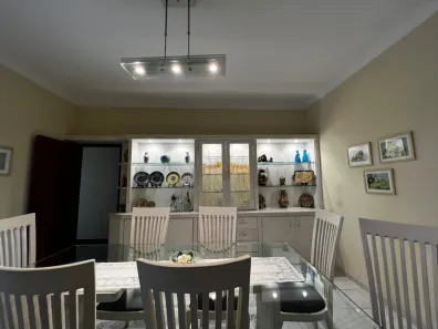 Casa com 4 Quartos à venda, 250m² no Bom Clima, Juiz de Fora