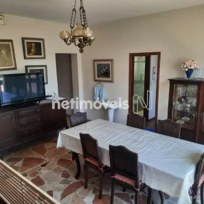 Casa com 5 Quartos à venda, 215m² no Santo Antônio, Belo Horizonte