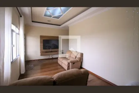 Casa com 6 Quartos à venda, 400m² no Capão do Embira, São Paulo