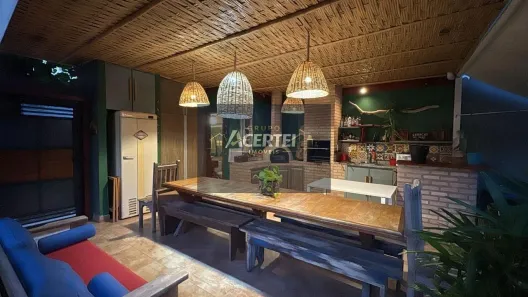 Casa com 3 Quartos à venda, 360m² no Piratininga, Niterói