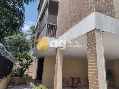 Apartamento com 2 Quartos à venda, 52m² no Bangu, Rio de Janeiro