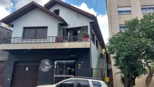 Casa com 3 Quartos à venda, 241m² no Medianeira, Caxias do Sul