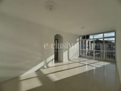 Apartamento com 2 Quartos à venda, 64m² no Abraão, Florianópolis