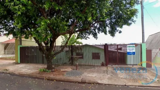 Casa com 3 Quartos à venda, 124m² no Alpes, Londrina