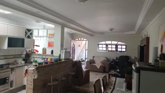 Casa com 3 Quartos à venda, 111m² no Parque São Cristóvão, Taubaté