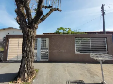 Casa com 3 Quartos à venda, 200m² no Eucaliptos, Londrina