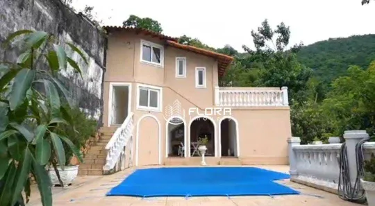 Casa com 3 Quartos à venda, 400m² no Charitas, Niterói