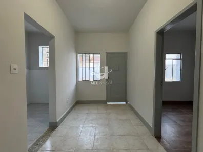 Casa com 2 Quartos para alugar, 40m² no Costa Carvalho, Juiz de Fora