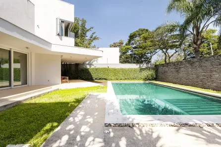 Casa com 4 Quartos à venda, 600m² no Jardim Luzitânia, São Paulo