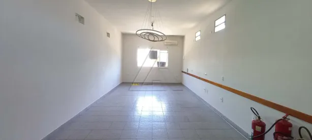 Sala Comercial para alugar, 30m² no Jardim Caner, Taboão da Serra