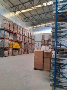Galpão/Depósito/Armazém para alugar, 1700m² no Campestre, Santo André
