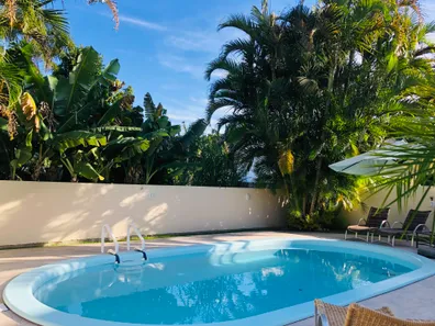 Casa com 5 Quartos para alugar, 250m² no Jurerê Internacional, Florianópolis