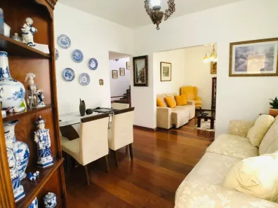 Casa com 4 Quartos à venda, 230m² no São João Batista (Venda Nova), Belo Horizonte