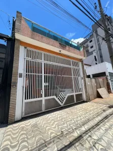 Casa com 3 Quartos à venda, 228m² no Vila Bertioga, São Paulo