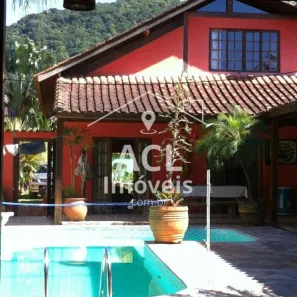 Casa com 3 Quartos à venda, 400m² no Camburi, São Sebastião
