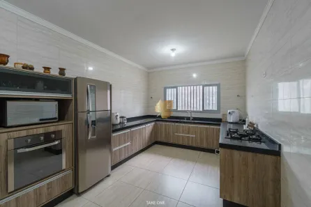 Casa com 3 Quartos à venda, 235m² no Jardim Panorama, Valinhos