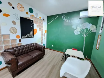 Sala Comercial com 1 Quarto à venda, 40m² no Floresta, Porto Alegre