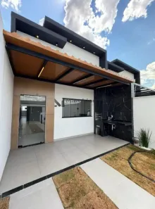 Casa com 2 Quartos à venda, 97m² no Setor Jardim Marista, Trindade