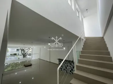 Galpão/Depósito/Armazém para alugar, 249m² no Indianópolis, São Paulo