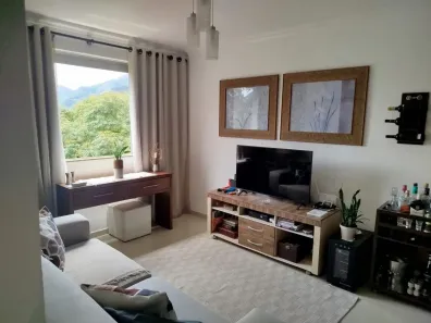 Apartamento com 2 Quartos à venda, 98m² no Castelanea, Petrópolis