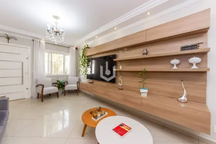 Casa com 3 Quartos à venda, 240m² no Jardim Dom Bosco, São Paulo