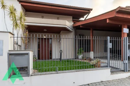 Casa com 4 Quartos à venda, 189m² no Escola Agrícola, Blumenau