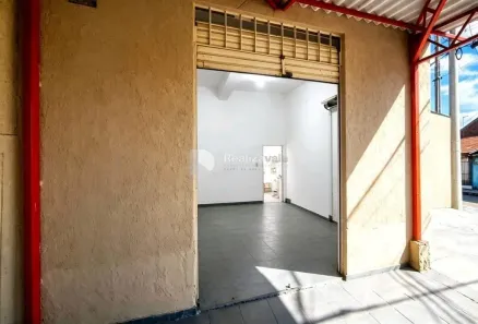 Ponto Comercial para alugar, 83m² no Parque São Cristóvão, Taubaté