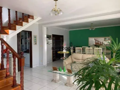 Sobrado com 3 Quartos à venda, 300m² no Parque Guaianazes, São Paulo
