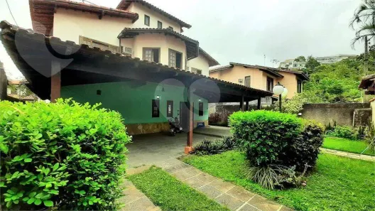 Casa com 5 Quartos à venda, 300m² no Camboinhas, Niterói