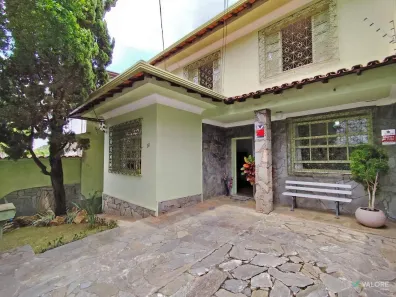 Casa com 3 Quartos à venda, 209m² no Serra, Belo Horizonte