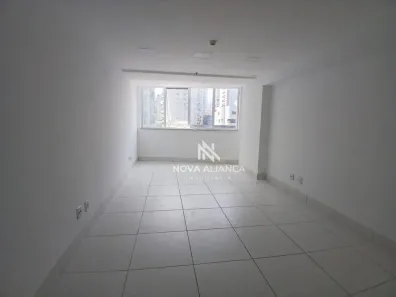 Sala Comercial para alugar, 27m² no Praia da Costa, Vila Velha