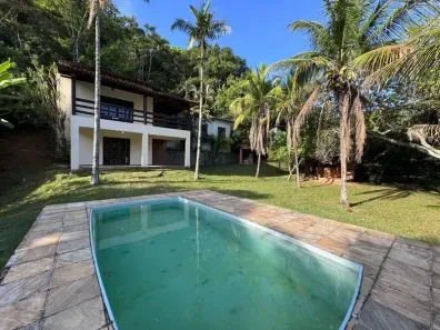 Fazenda/Sítio com 4 Quartos à venda, 2400m² no Papucaia, Cachoeiras de Macacu