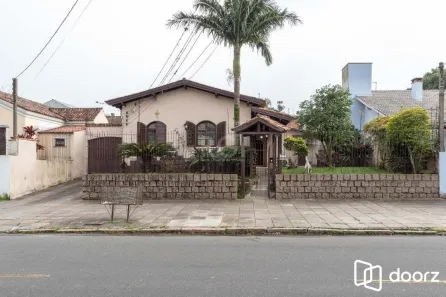 Casa com 3 Quartos à venda, 380m² no Tristeza, Porto Alegre