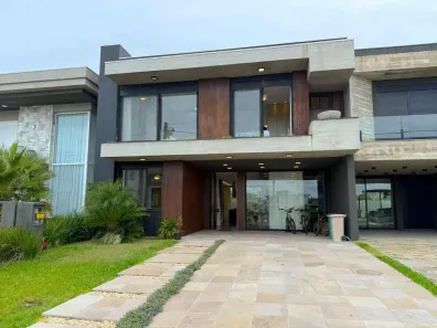 Sobrado com 5 Quartos à venda, 248m² no XANGRI-LÁ, Xangri-lá