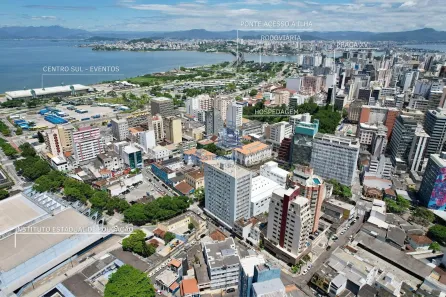 Apartamento com 2 Quartos à venda, 53m² no Centro, Florianópolis