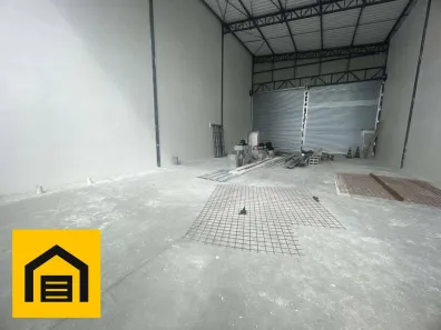 Galpão/Depósito/Armazém para alugar, 200m² no Independência, São Bernardo do Campo