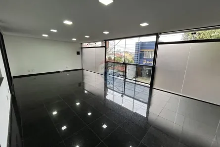 Imóvel Comercial para alugar, 264m² no Matriz, Mauá